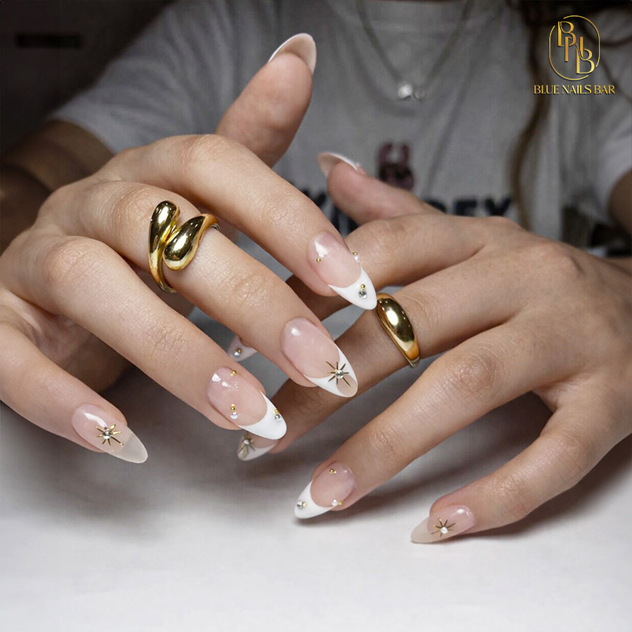 Blue Nails Bar